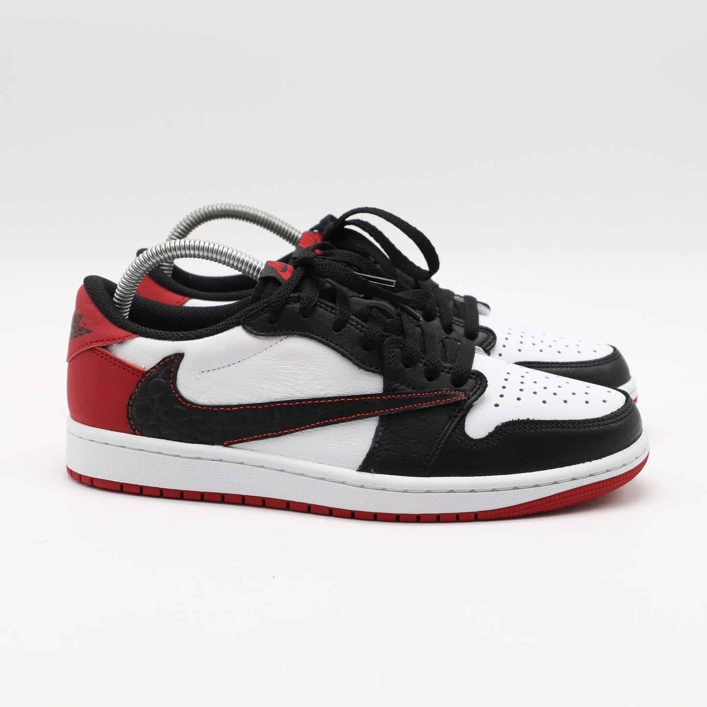 Nike Jordan 1 Black Toe - Reverse